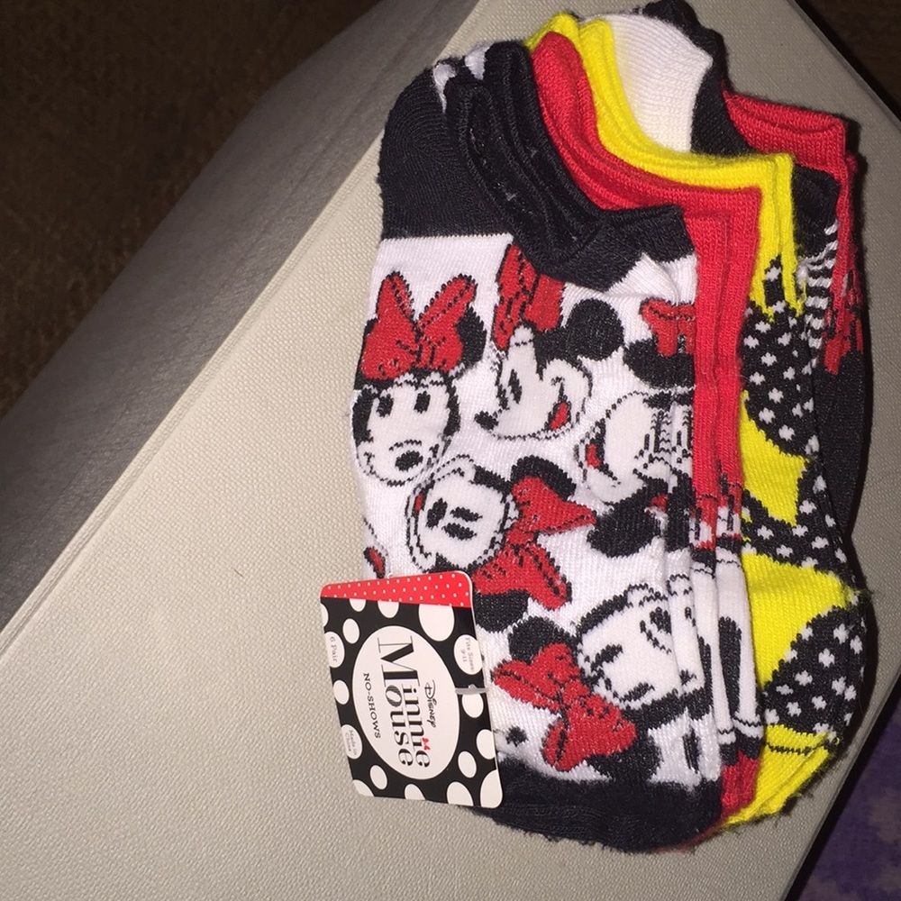 Minnie Mouse socks